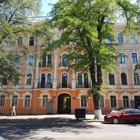 Apartment Nezhnyye *